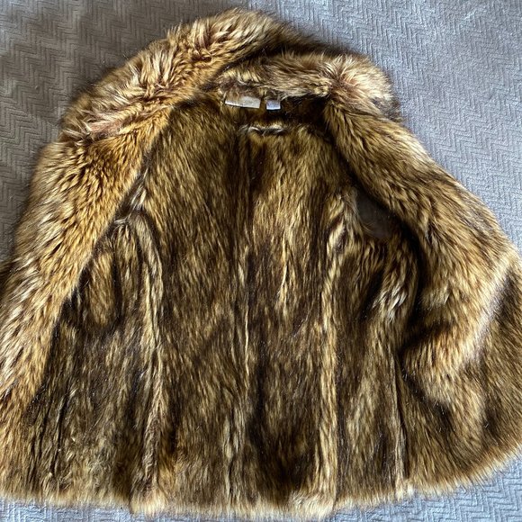 Reversible Faux Fur Suede Vest - Picture 4 of 6